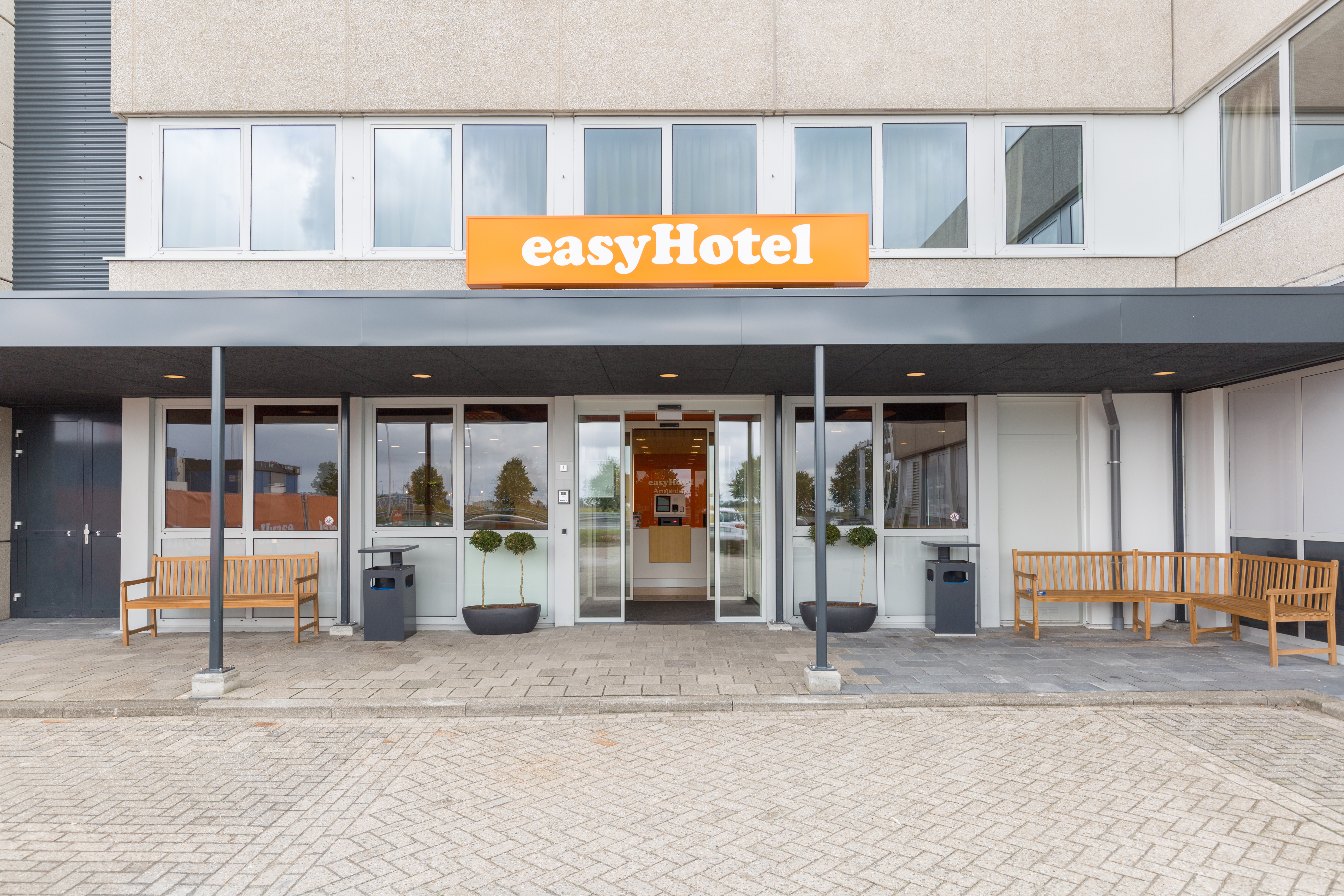 Amsterdam Airport Schiphol Easyhotel